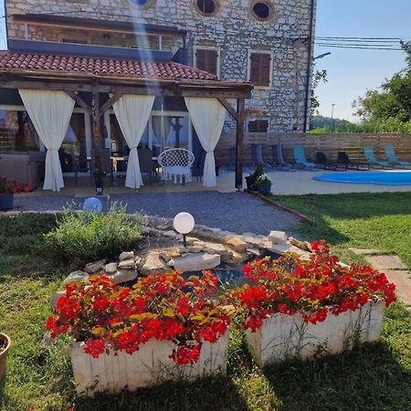Villa Makale Umag Exterior photo